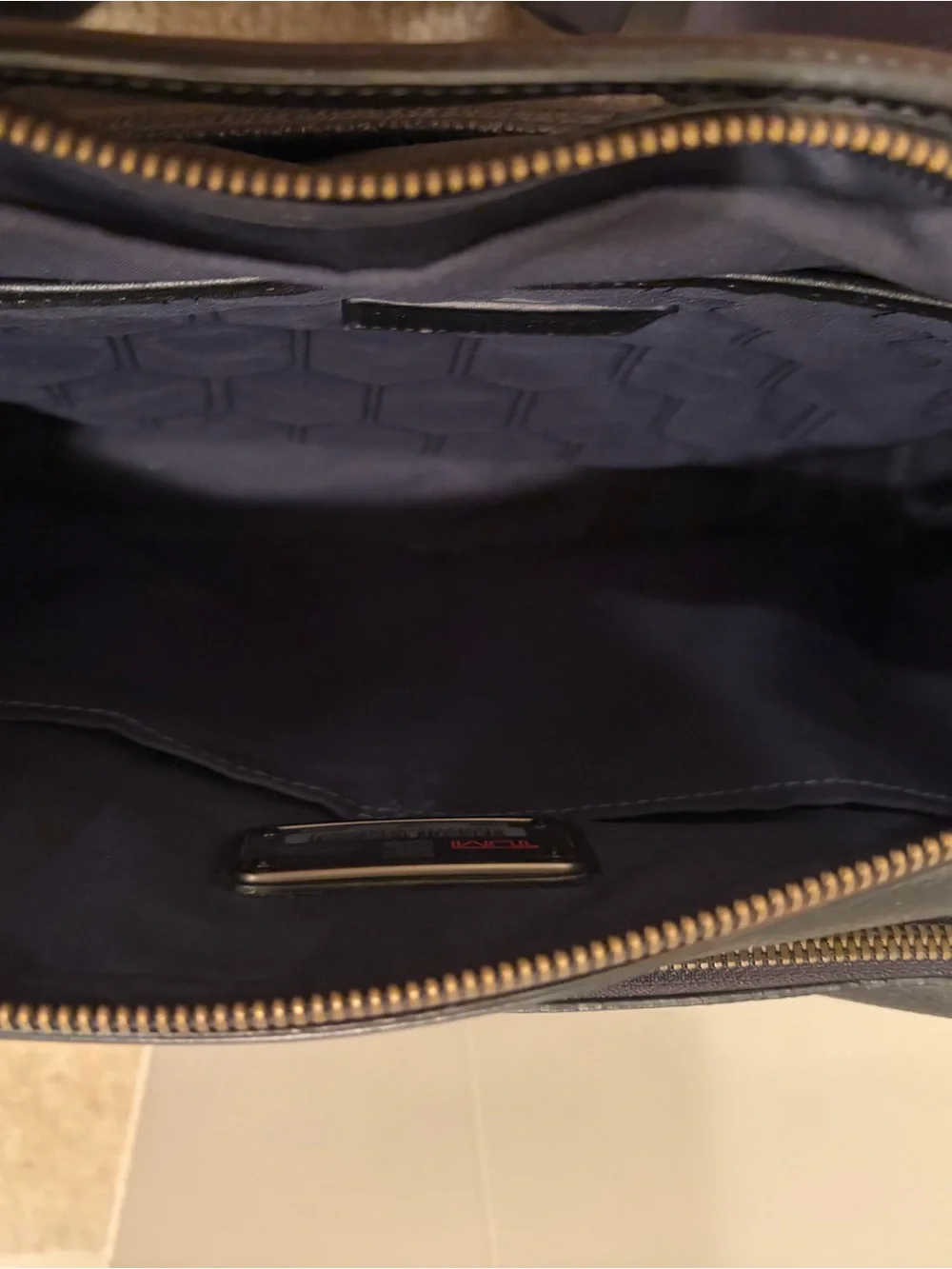 Tumi Black Leather Laptop Briefcase shoulder bag